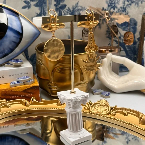 🆕 SCHIAPARELLI for V&A Museum 🧿 NWOT Surrealist Charm Earrings - Yellow Eye - Picture 11 of 17